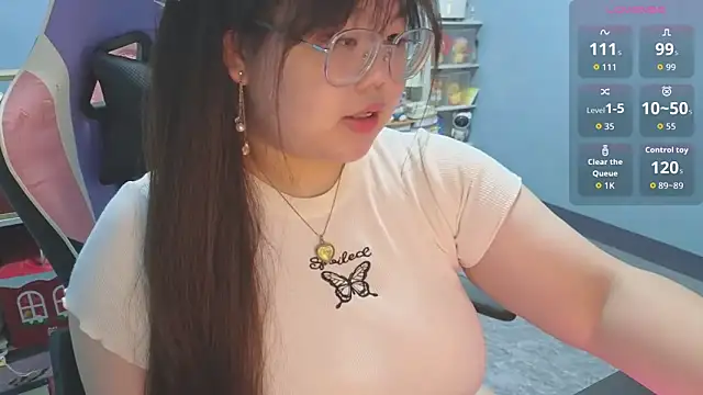 Snapshot of ANNELIESE_ chatting on September 2025 03:55:02 AM ANNELIESE online show from September 2025 03:55:02 AM