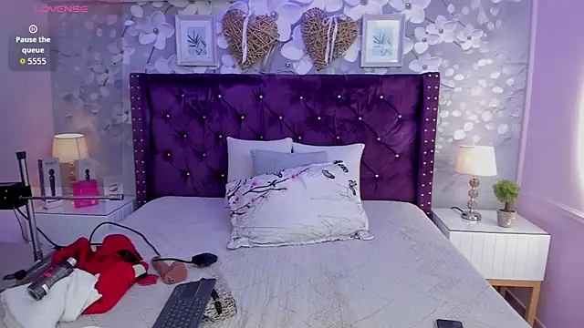 dalila salazar online show from May 2026 03:15:01 AM