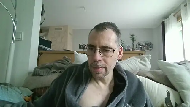 ptitcanard60600 online show from February 2026 03:57:01 PM