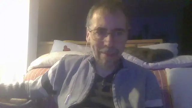 ptitcanard60600 online show from November 2025 10:19:01 PM