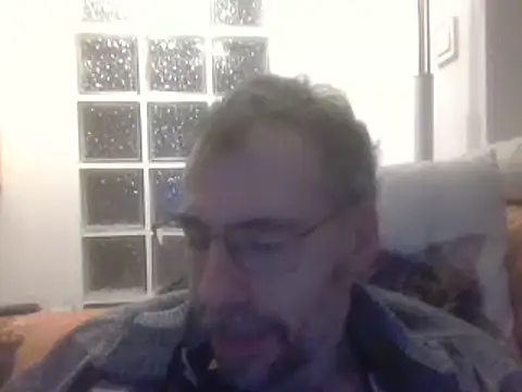 ptitcanard60600 online show from February 2025 10:02:02 PM