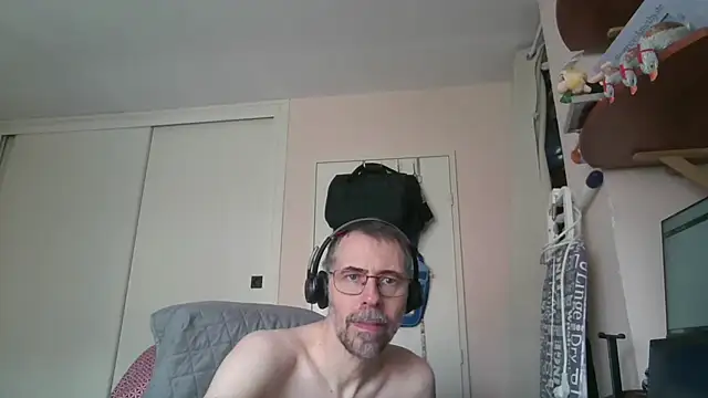 ptitcanard60600 online show from June 2026 11:15:01 AM
