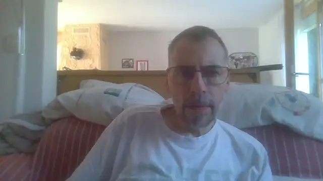 ptitcanard60600 online show from September 2025 01:59:02 PM