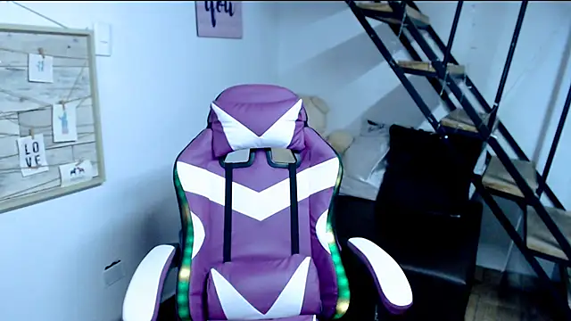 samantha baby  online show from September 2025 06:59:02 PM