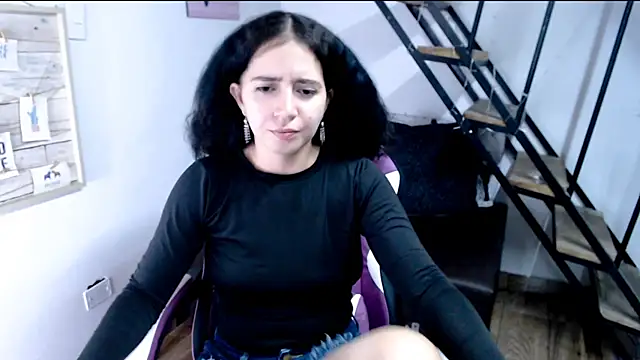 samantha baby  online show from October 2025 06:11:01 PM