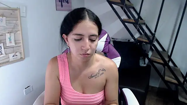 samantha baby  online show from October 2025 06:20:01 PM