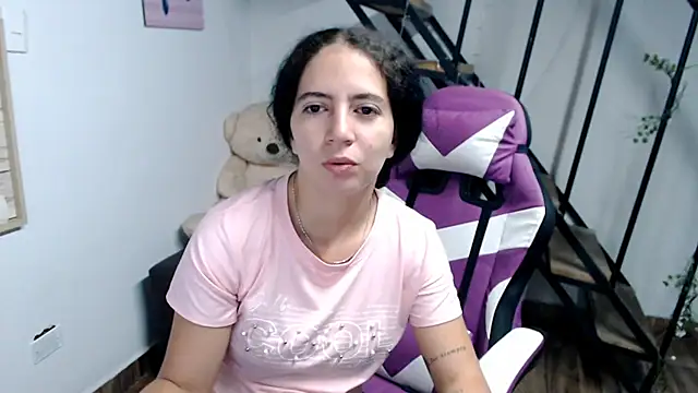 samantha baby  online show from November 2025 05:45:02 PM