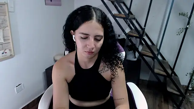 samantha baby  online show from October 2025 07:37:02 PM