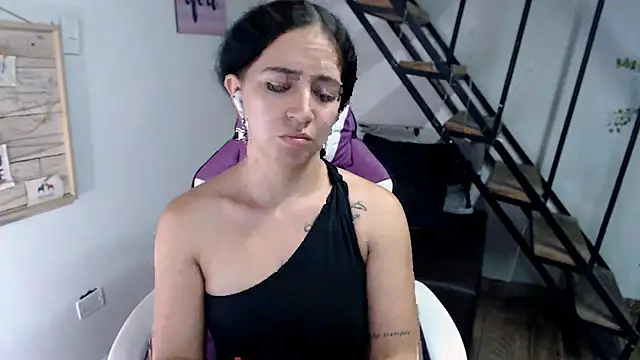 samantha baby  online show from October 2025 09:46:02 PM