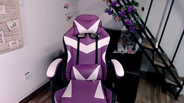 samantha baby  online show from February 2026 09:04:02 PM