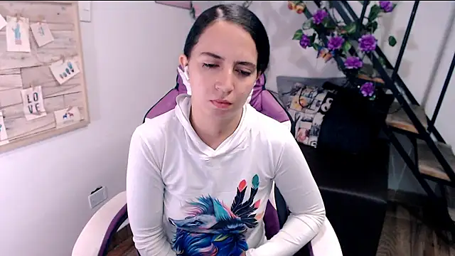 samantha baby  online show from April 2026 05:58:02 PM