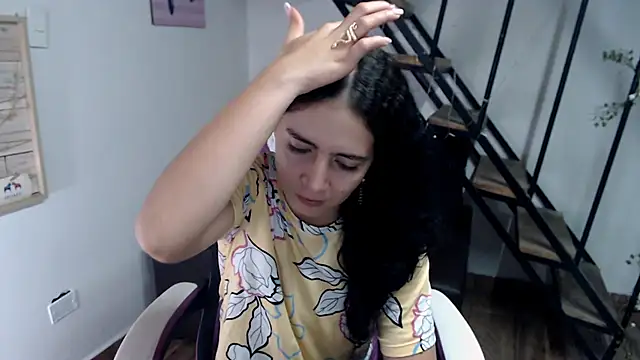 samantha baby  online show from October 2025 06:16:01 PM