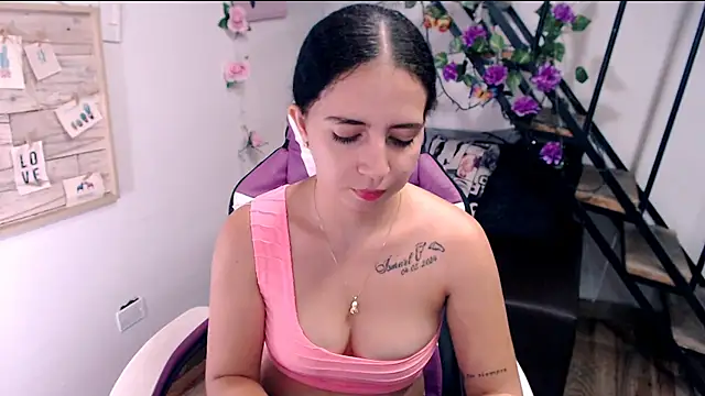 samantha baby  online show from May 2026 06:17:02 PM