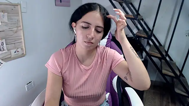 samantha baby  online show from October 2025 08:44:02 PM