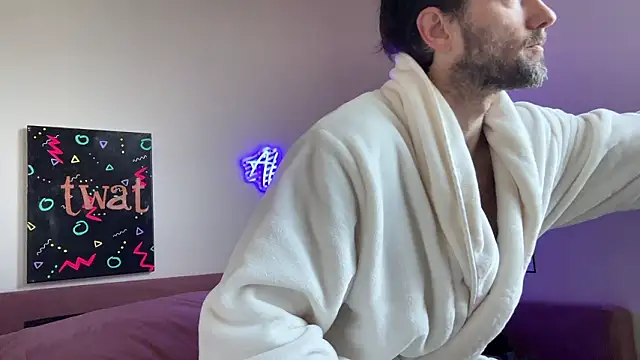 Snapshot of alexmannd chatting on January 2026 04:54:02 PM alexmannd online show from January 2026 04:54:02 PM