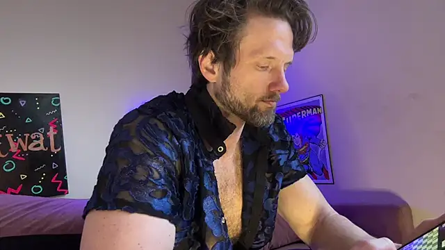 Snapshot of alexmannd chatting on February 2026 06:38:02 PM alexmannd online show from February 2026 06:38:02 PM