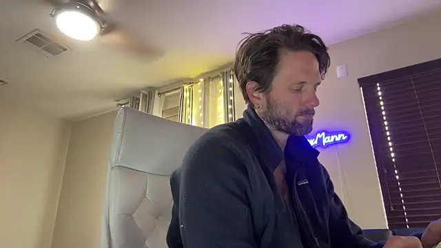 alexmannd online show from October 2025 04:47:01 PM