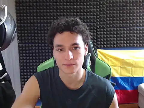 Curly Angel24 online show from June 2026 07:09:02 PM
