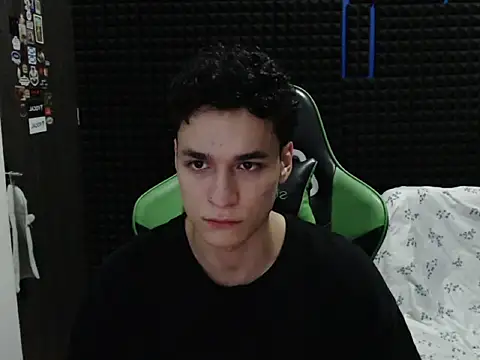 Curly Angel24 online show from December 2025 01:05:01 AM