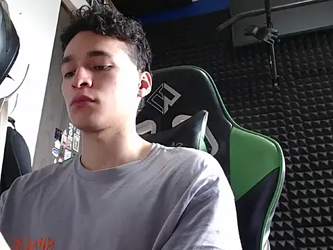 Curly Angel24 online show from February 2026 02:58:01 PM