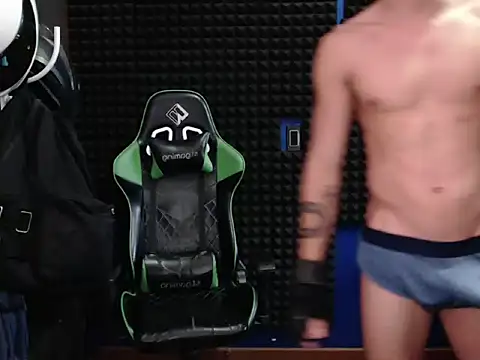 Curly Angel24 online show from October 2025 10:20:01 PM