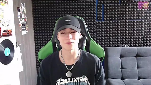 Curly Angel24 online show from December 2025 10:04:01 PM