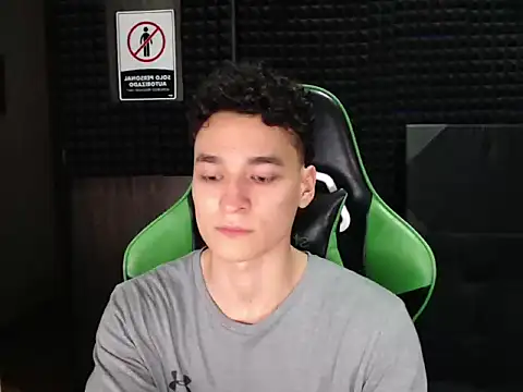 Curly Angel24 online show from December 2025 01:19:02 AM