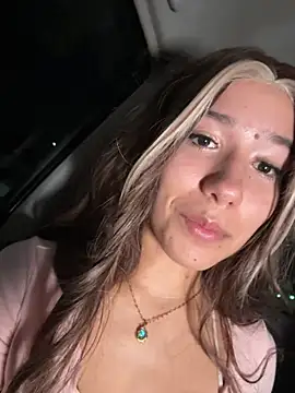 Lovely Janeth online show from December 2025 09:10:02 PM