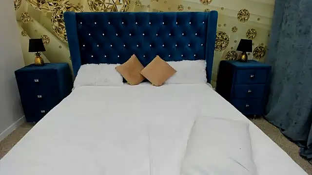 Katrina Minchels online show from October 2025 09:08:01 AM