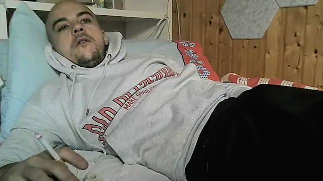 ItalianVinDiesel online show from November 2025 09:14:01 AM