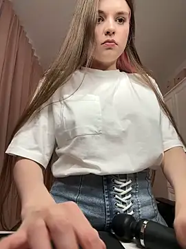 lil cassie online show from October 2025 09:41:01 AM