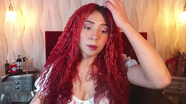 IsabelaLatina online show from June 2026 01:32:01 AM