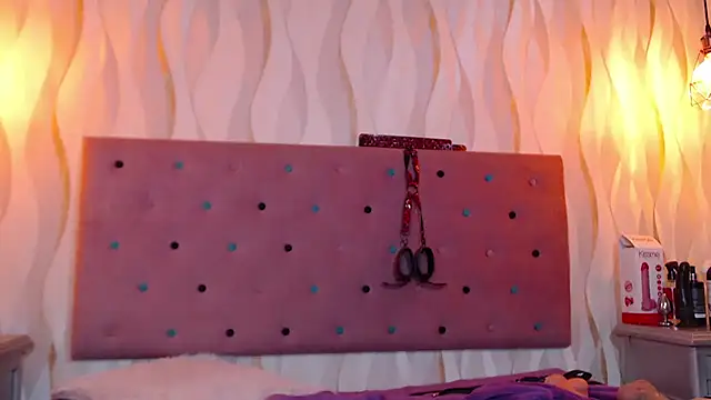 IsabelaLatina online show from January 2026 10:10:02 AM