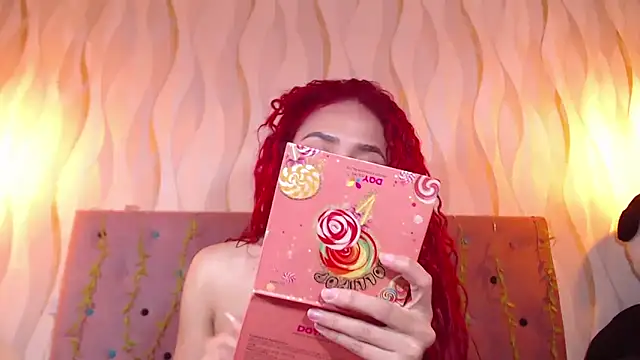 IsabelaLatina online show from September 2025 01:28:02 PM