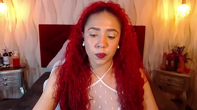 IsabelaLatina online show from June 2026 01:54:01 AM