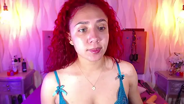 IsabelaLatina online show from February 2026 03:34:02 PM