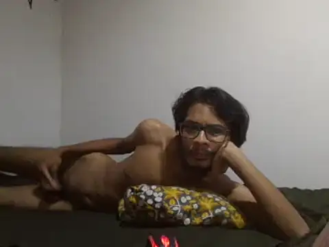 Snapshot of kushan_Madu chatting on December 2024 05:25:01 PM kushan Madu online show from December 2024 05:25:01 PM
