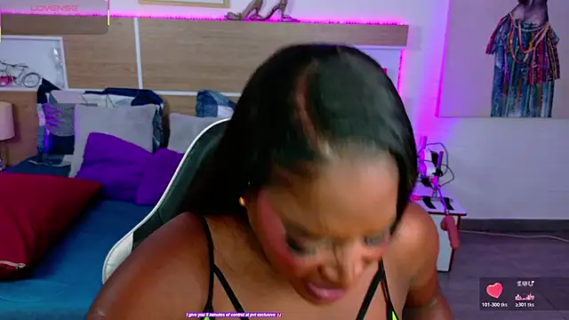 Snapshot of KAROL-SCOTT chatting on July 2026 07:36:02 PM KAROL-SCOTT online show from July 2026 07:36:02 PM