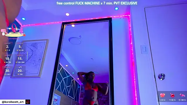 Snapshot of KAROL-SCOTT chatting on November 2025 08:03:02 PM KAROL-SCOTT online show from November 2025 08:03:02 PM