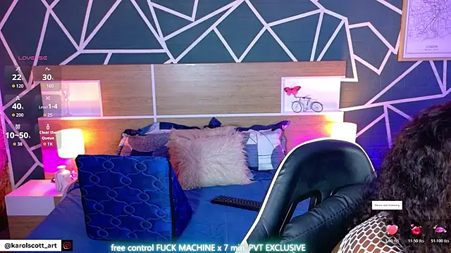 Snapshot of KAROL-SCOTT chatting on October 2025 08:19:01 PM KAROL-SCOTT online show from October 2025 08:19:01 PM