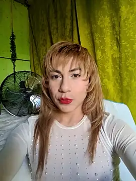 Snapshot of Evehampy chatting on November 2025 07:25:01 PM Evehampy online show from November 2025 07:25:01 PM