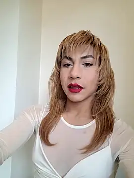 Snapshot of Evehampy chatting on October 2025 08:09:02 PM Evehampy online show from October 2025 08:09:02 PM