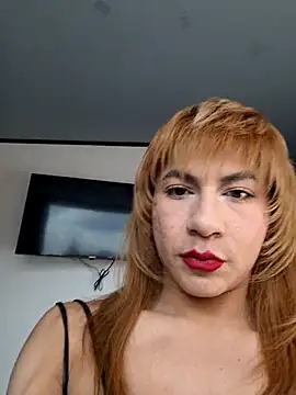 Snapshot of Evehampy chatting on November 2025 07:52:02 PM Evehampy online show from November 2025 07:52:02 PM