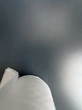 alieno27 online show from April 2026 04:08:02 PM