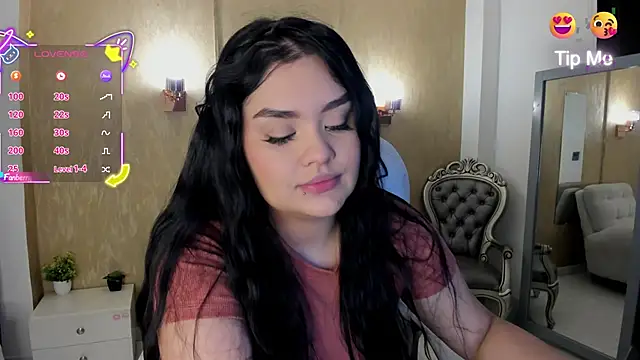 Snapshot of martinasaez chatting on November 2025 01:49:02 PM martinasaez online show from November 2025 01:49:02 PM