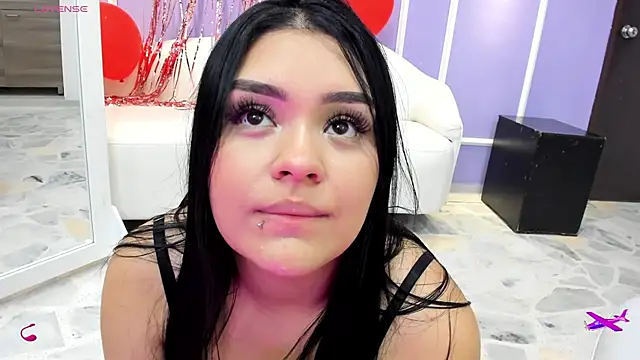 martinasaez online show from February 2025 08:12:01 PM