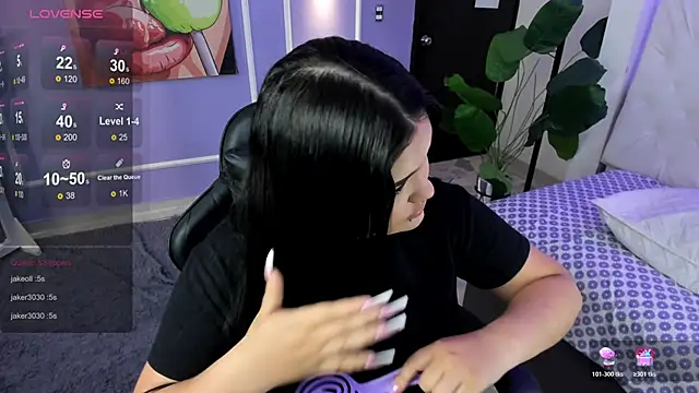 Snapshot of martinasaez chatting on November 2025 08:42:02 PM martinasaez online show from November 2025 08:42:02 PM