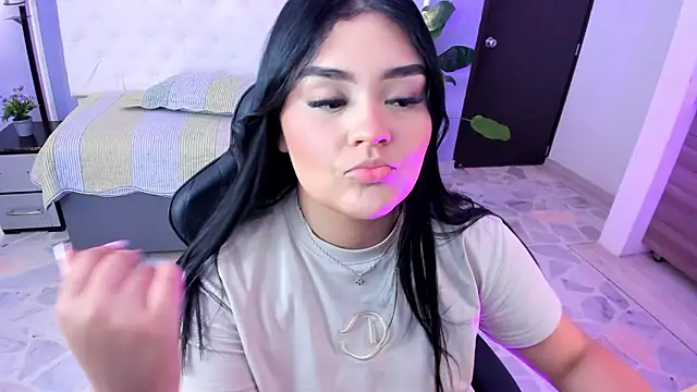 martinasaez online show from March 2026 09:07:02 PM