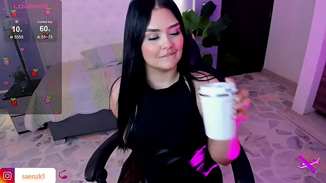 martinasaez online show from April 2026 02:01:05 PM