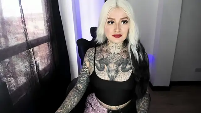 Anaii Gomez online show from October 2025 06:51:01 PM